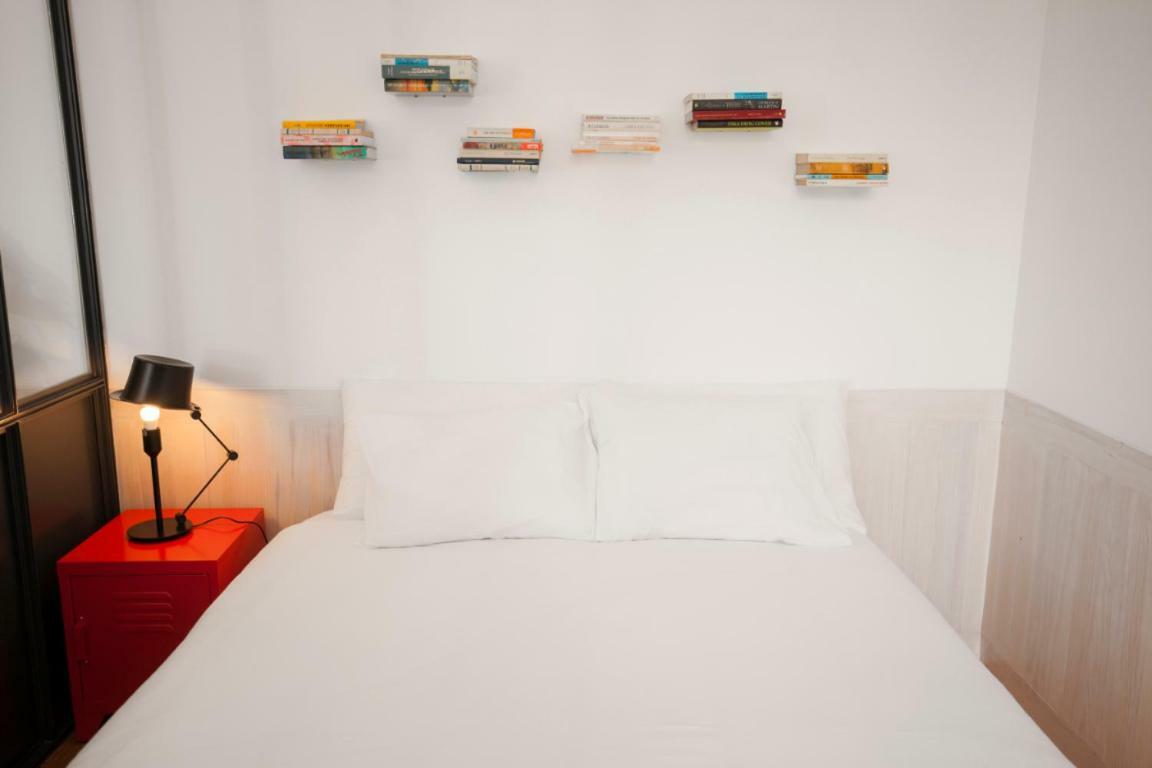 Get Lights And Books In A Flat Lägenhet OOporto Exteriör bild